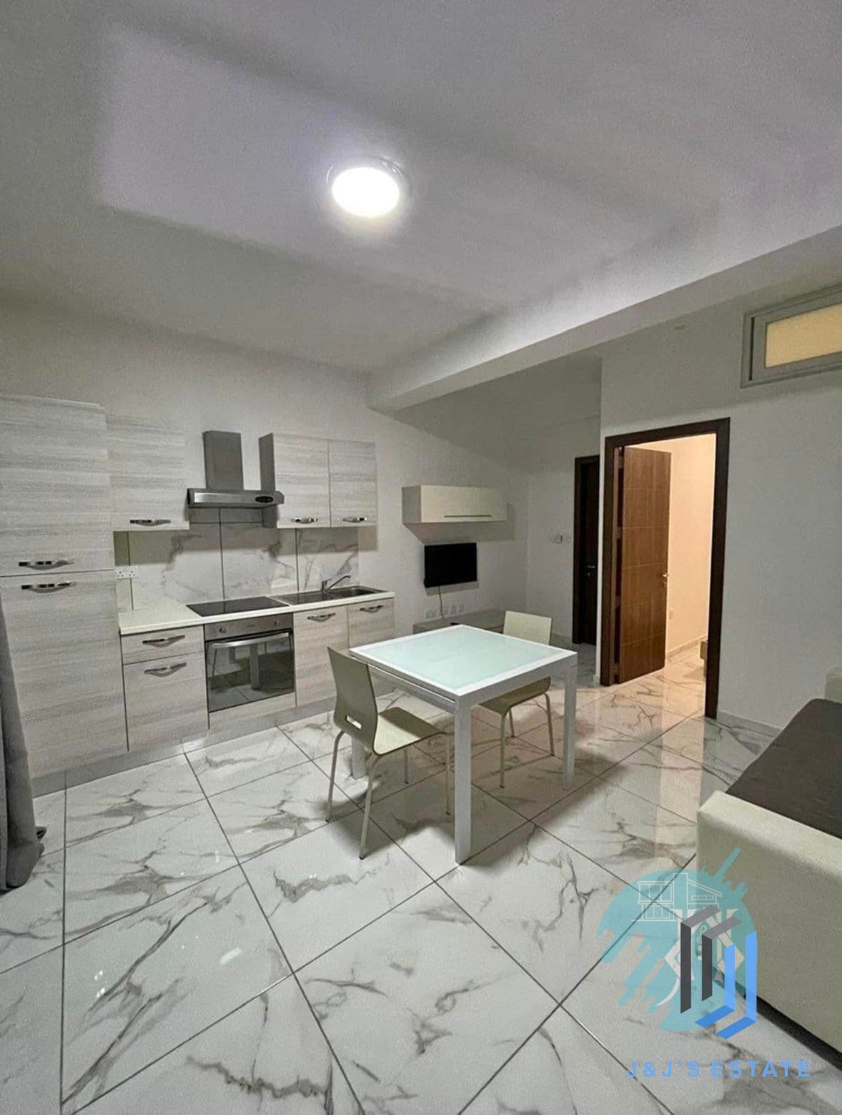 Modern 1-Bedroom Apartment in San Gwann with Lift Access · 6