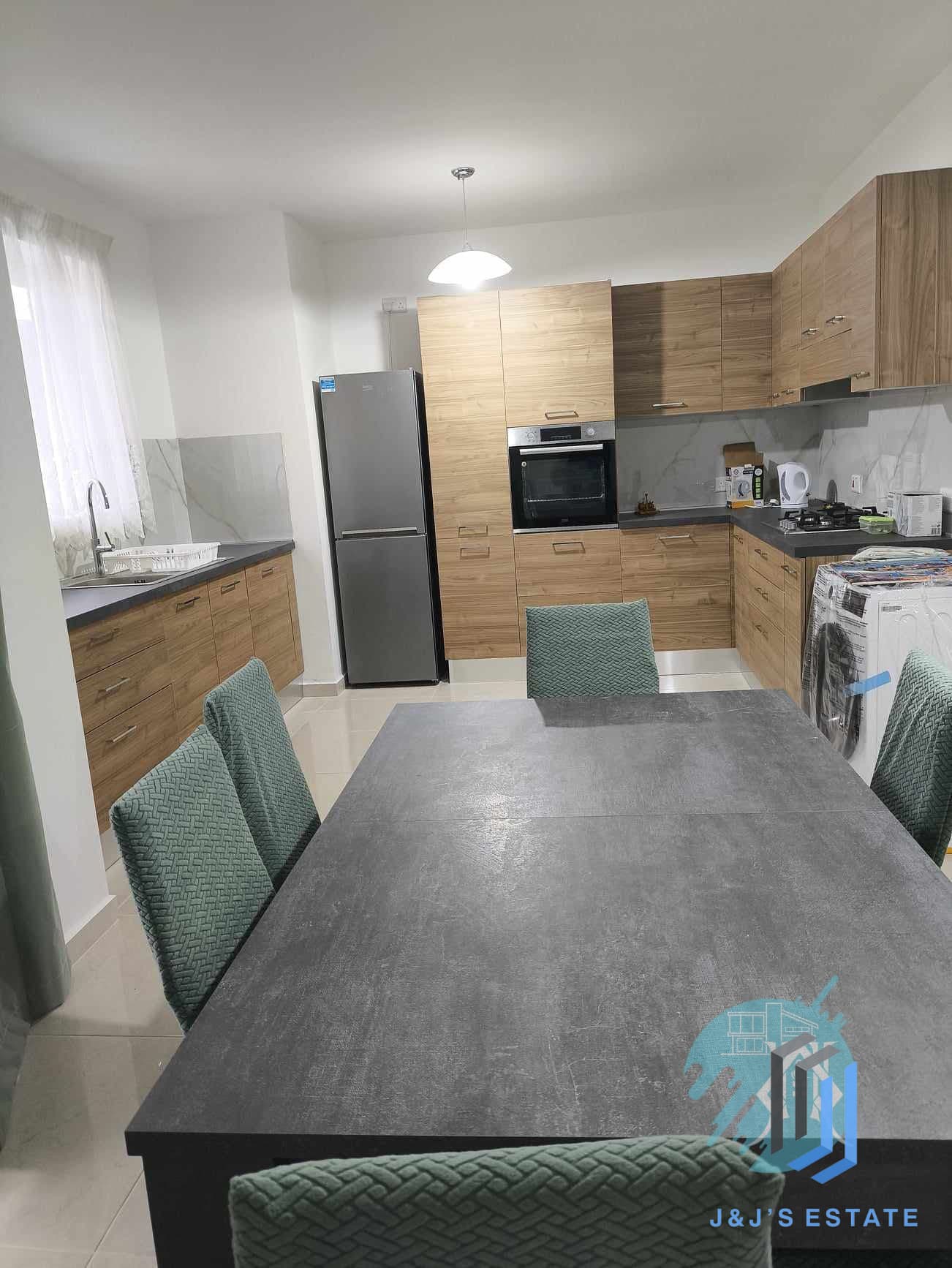 Contemporary 1st Floor Apartment in Siggiewi - Brand New · 2