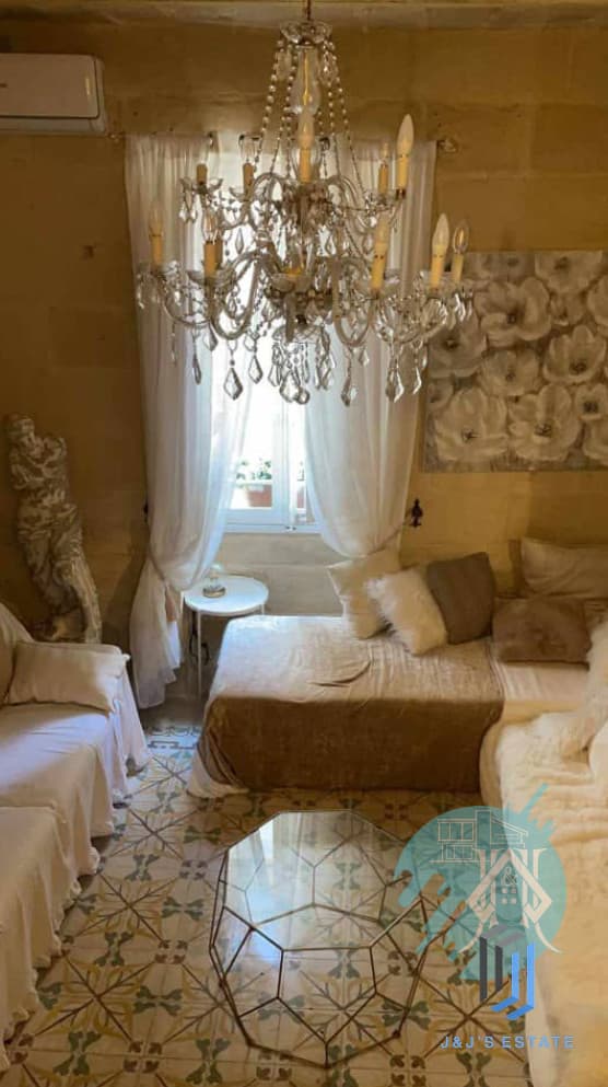 Modern 1-Bedroom Apartment with Mezzanine Office in Bormla · 9