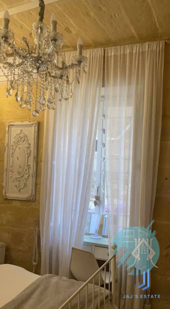 Modern 1-Bedroom Apartment with Mezzanine Office in Bormla · 14