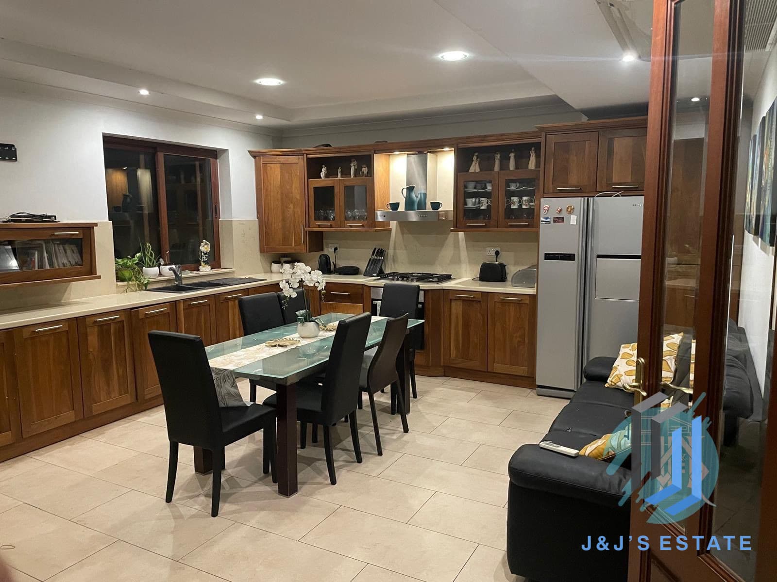 Elegant Terraced House in Siggiewi · 4