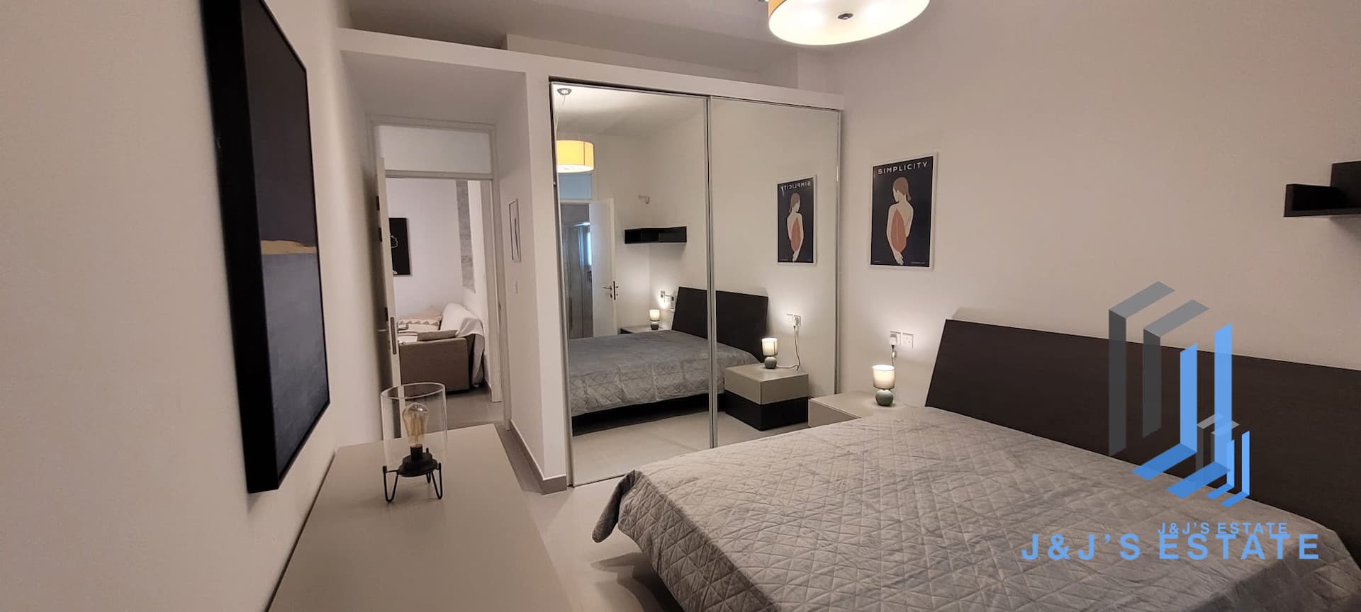 Luxurious Sea Front Apartment for Rent in Sliema · 8