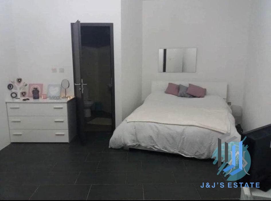Luxurious 1-Bedroom Duplex Penthouse in Msida