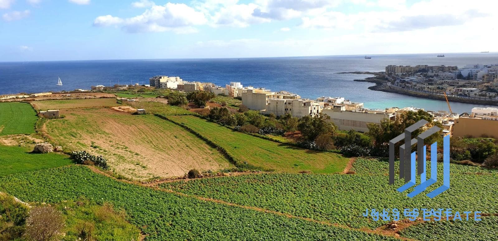 Contemporary 3-Bedroom Apartment in Marsaskala with Sea Views · 5
