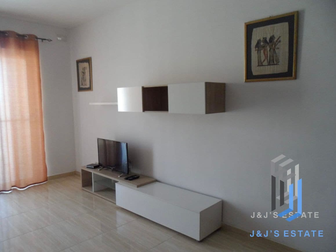 Stunning 3-Bedroom Apartment in Marsaskala with Views · 5