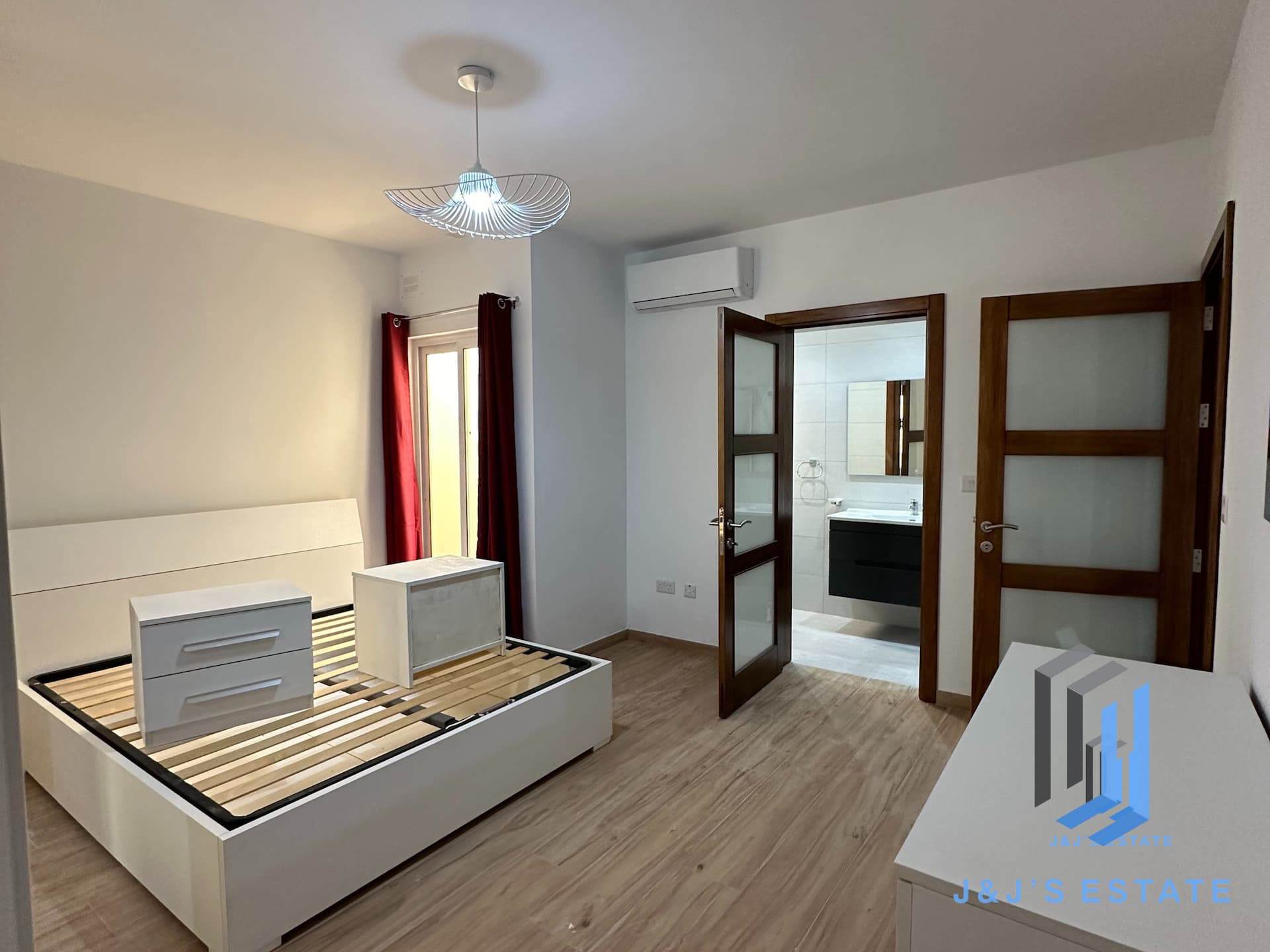 Brand New 3-Bedroom Apartment in Xgħajra · 4