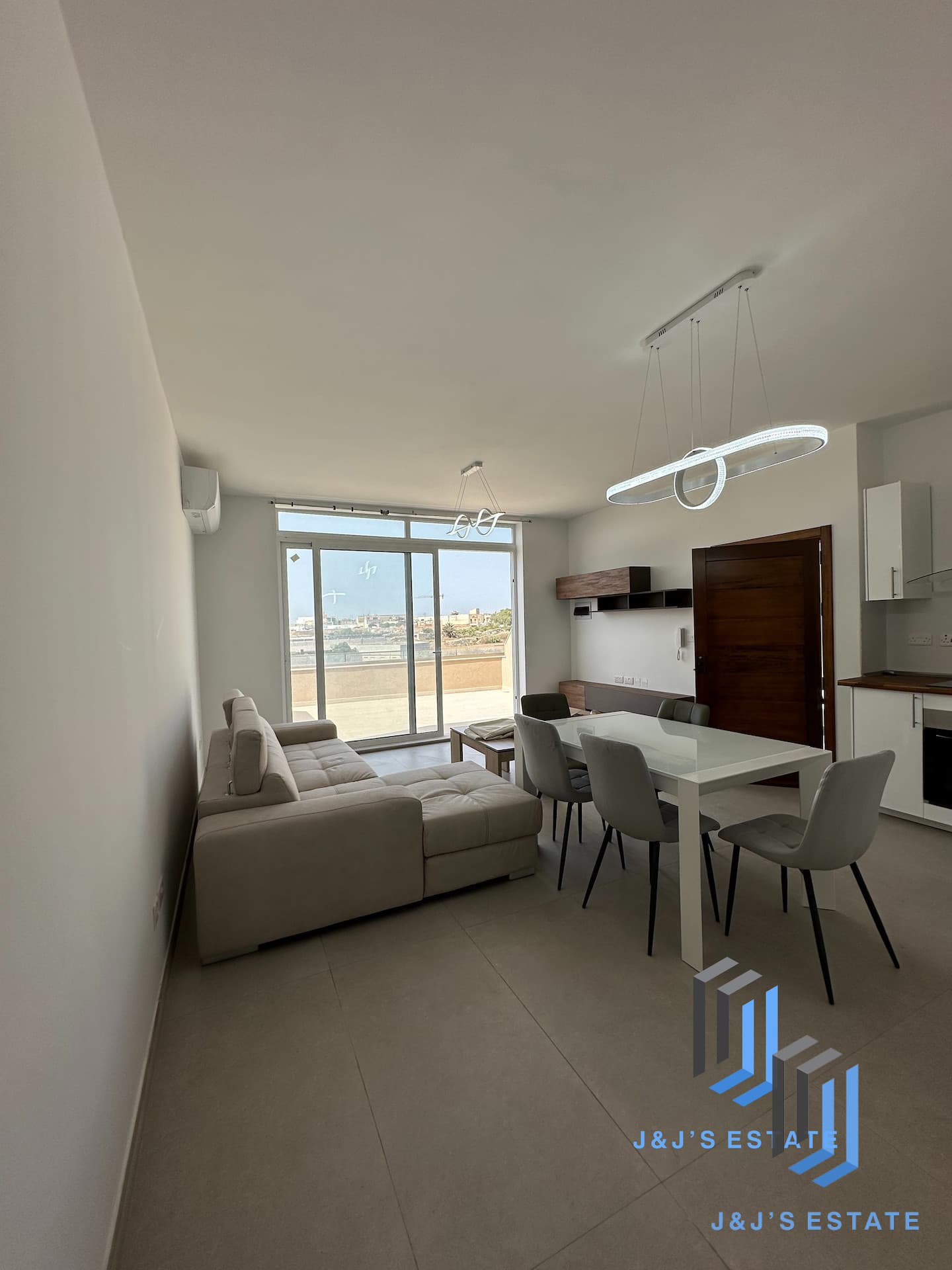 Brand New 2-Bedroom Penthouse in Xghajra - Sea Views · 6