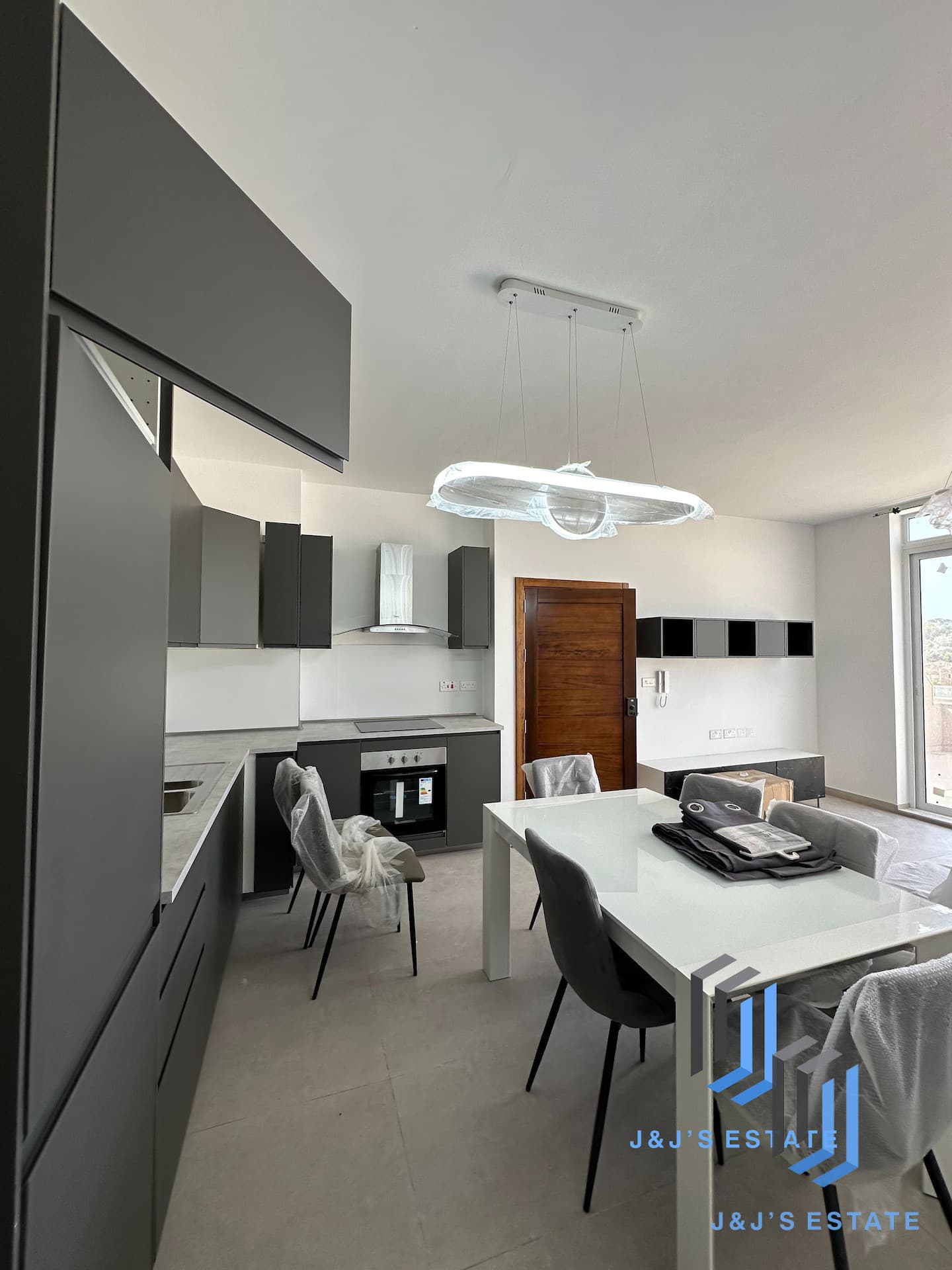 Brand New 2-Bedroom Penthouse in Xghajra - Sea and Panoramic Views · 4