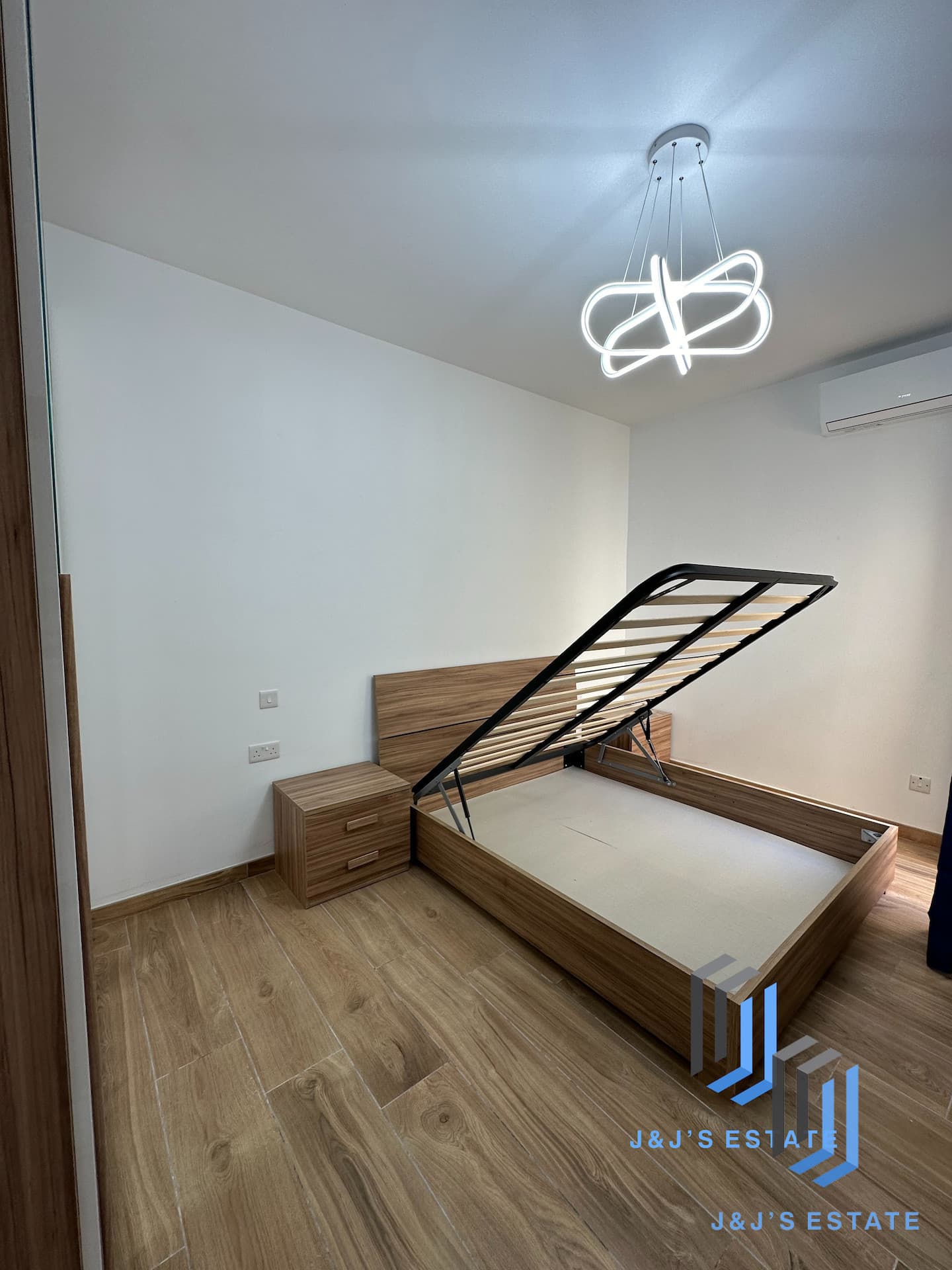 Brand New 2-Bedroom Penthouse in Xghajra - Sea and Panoramic Views · 6