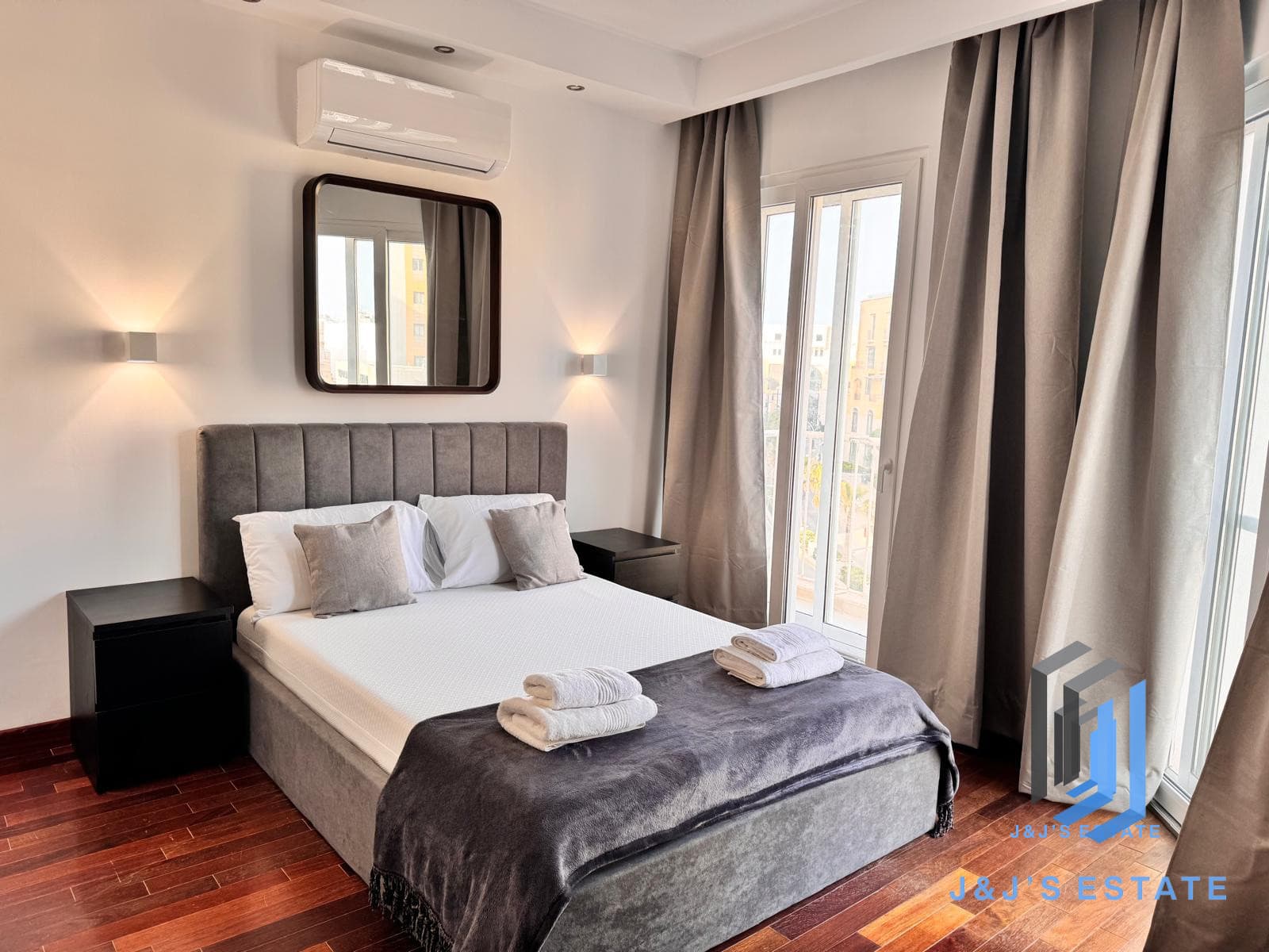 Luxurious 2-Bedroom Apartment in St Julian's · 3