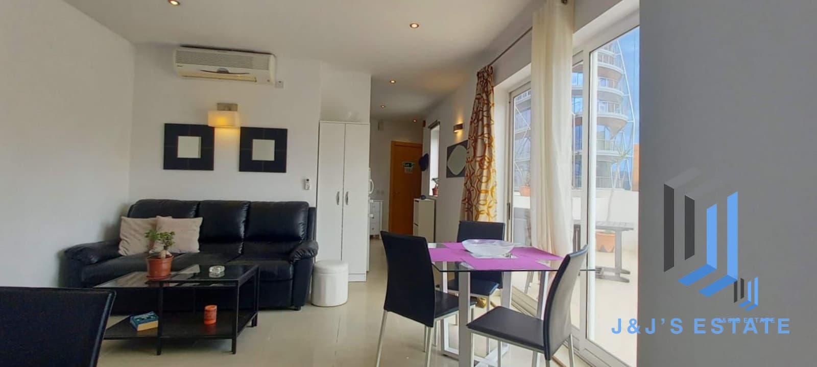 Furnished 1-Bedroom Penthouse in Portomaso · 4