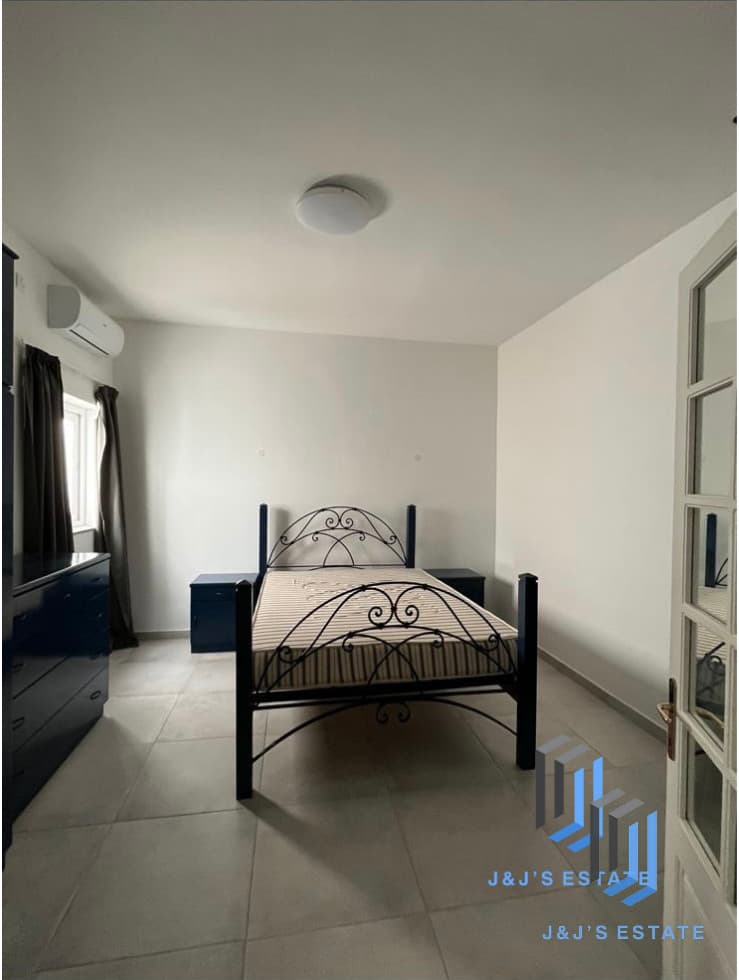 Spacious 3-Bedroom Apartment in Mosta - Pet Friendly · 5