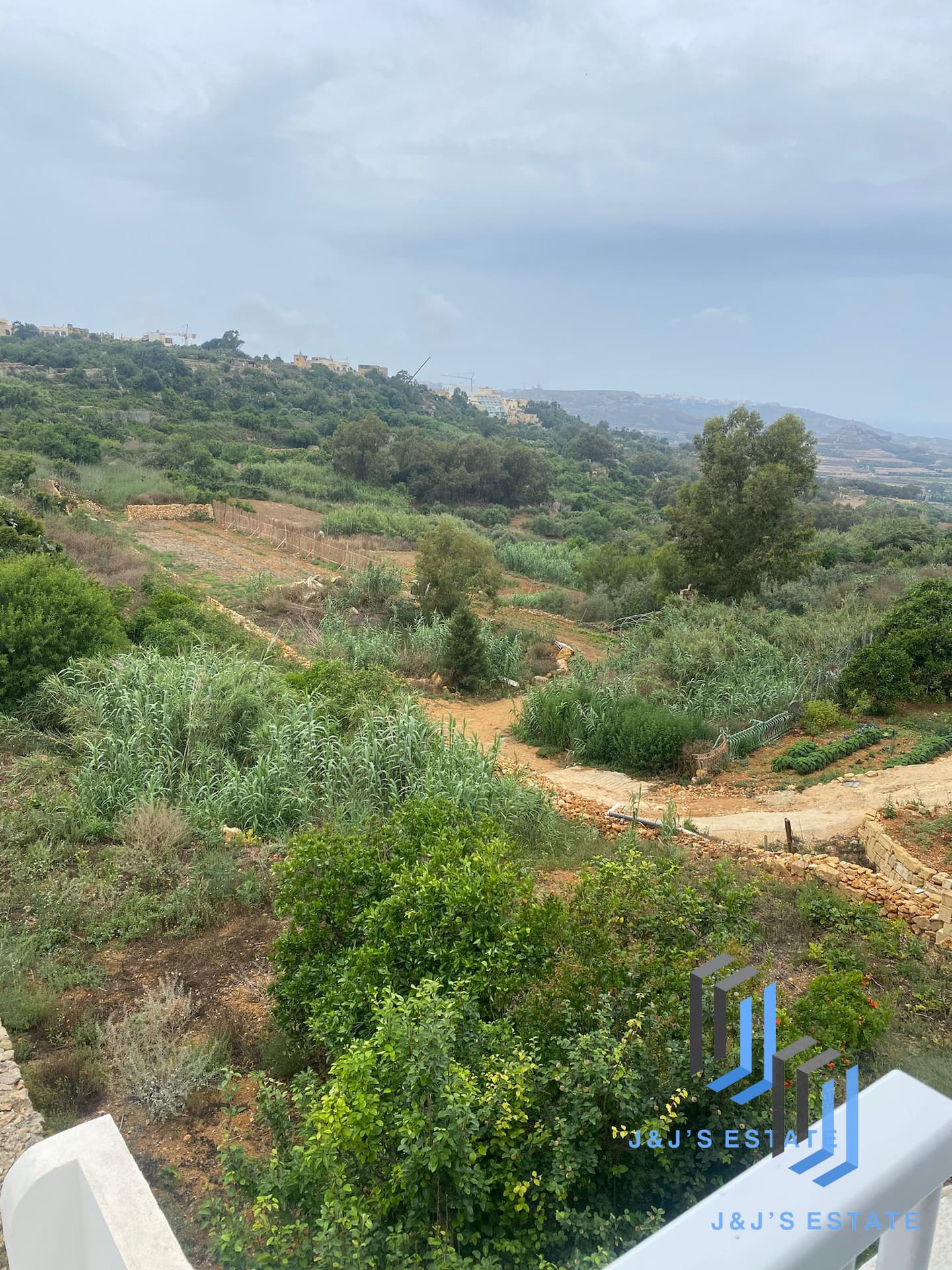 Brand New 2-Bedroom Apartment in Xghara, Gozo · 5