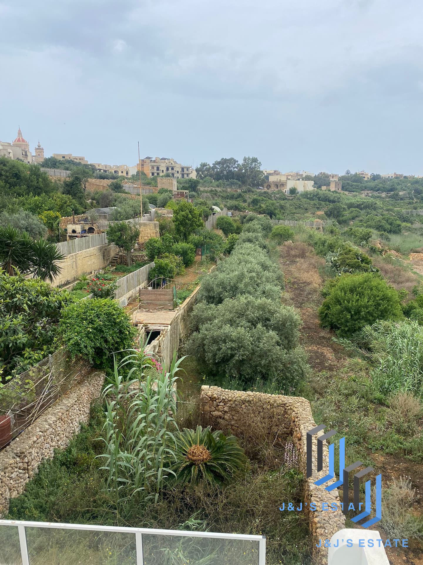 Brand New 2-Bedroom Apartment in Xghara, Gozo · 6