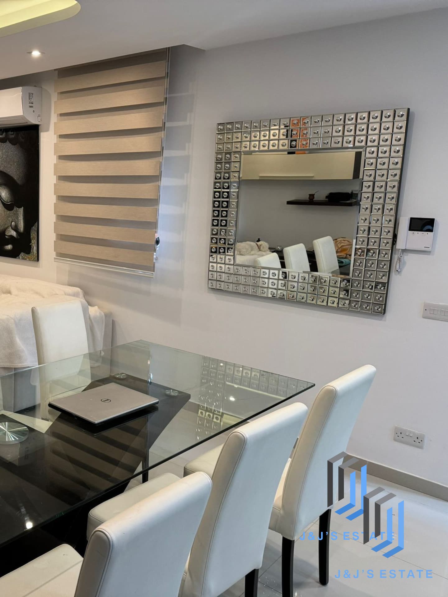 Spacious 3-Bedroom Maisonette in Rabat with Views · 3