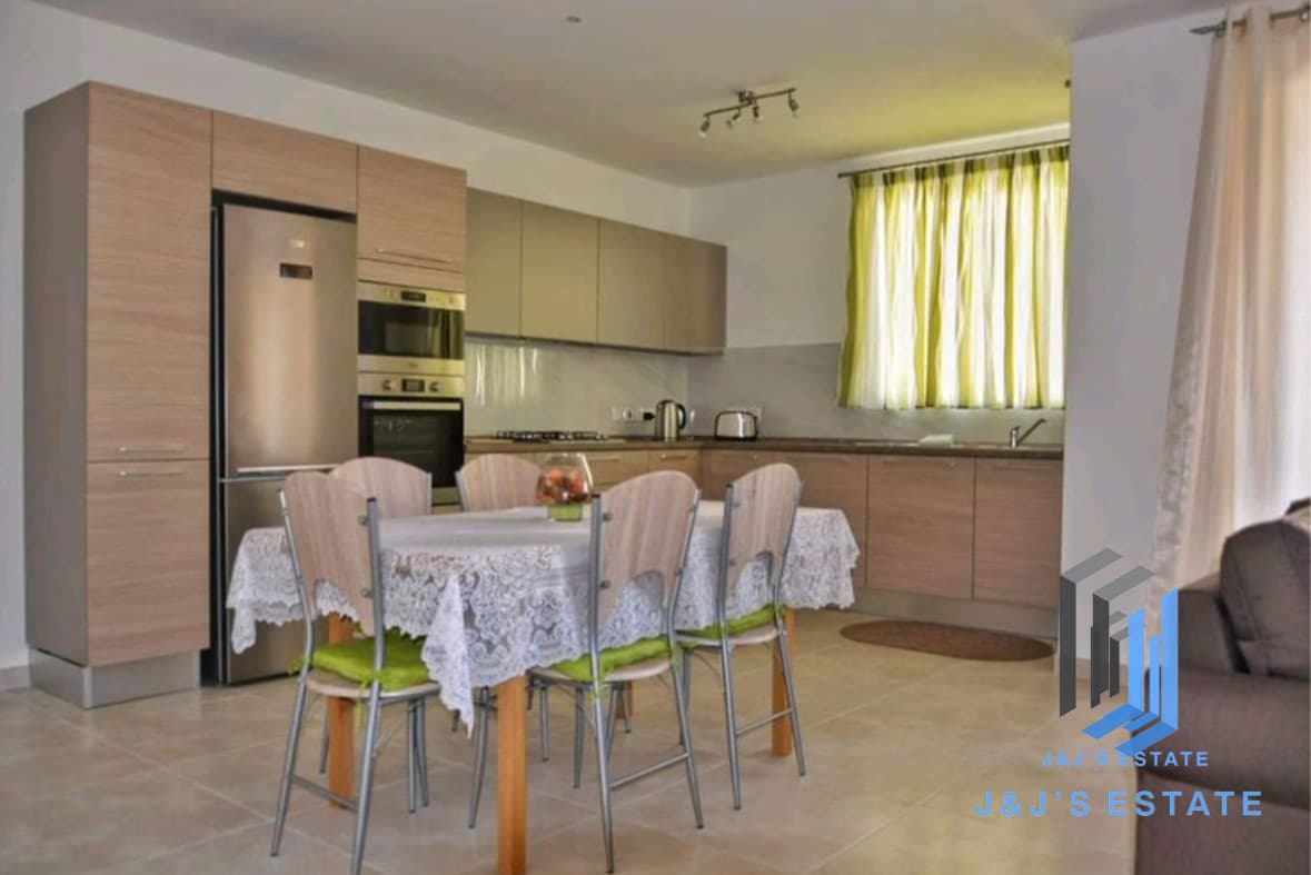 Spacious 3-Bedroom Apartment in Mellieha · 2