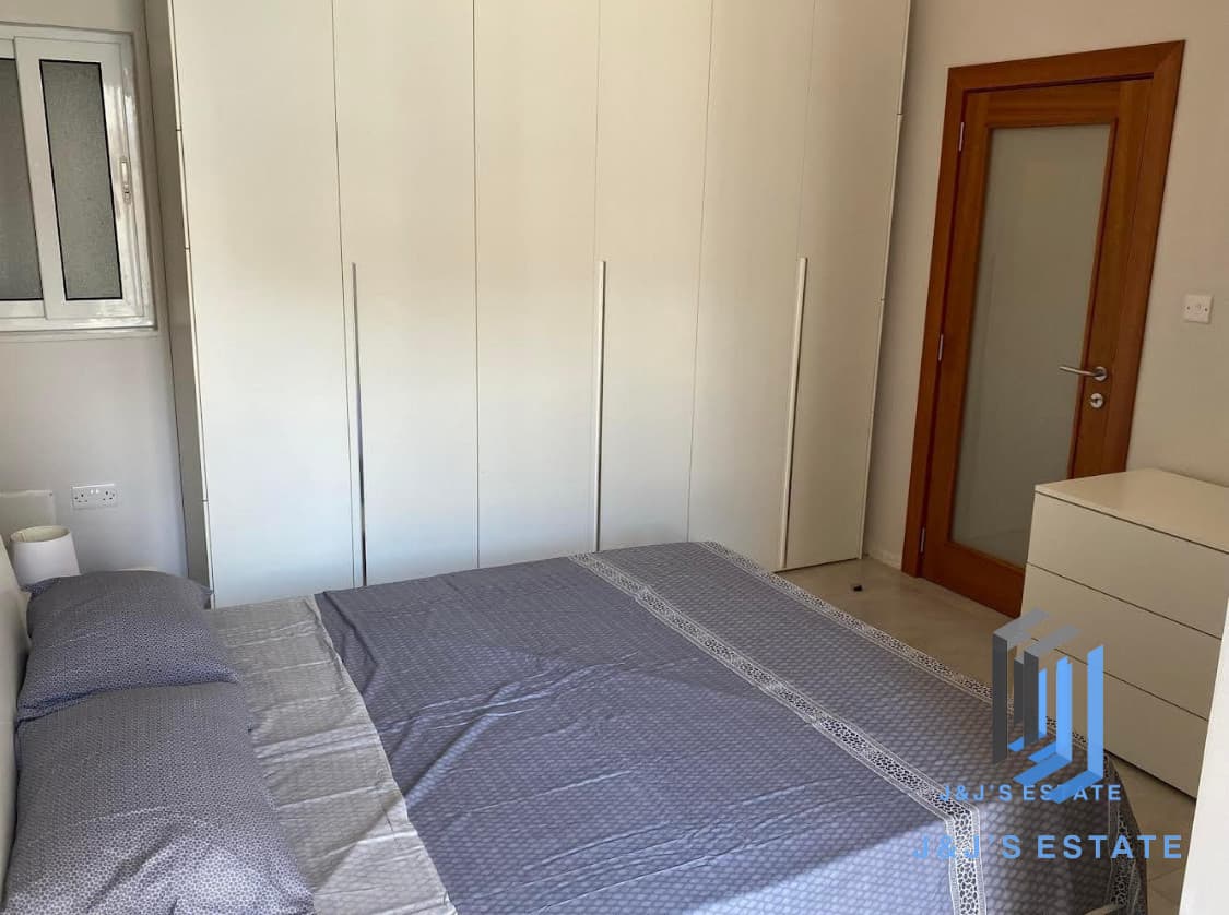 Charming 2-Bedroom Apartment in the Heart of Sliema · 4
