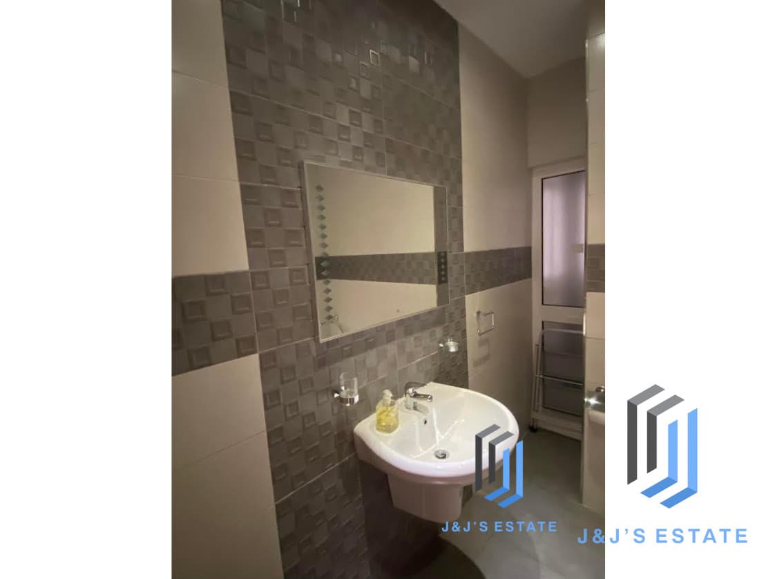 Charming 2-Bedroom Apartment in the Heart of Sliema · 6