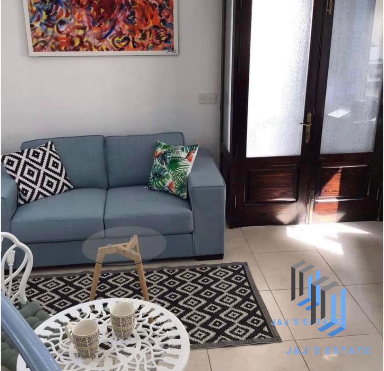 Charming 2-Bedroom Corner Townhouse in Central Sliema · 2