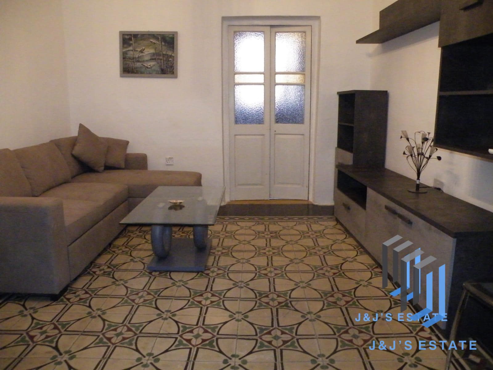 3-Bedroom Maisonette with Own Roof Access in Birkirkara · 4