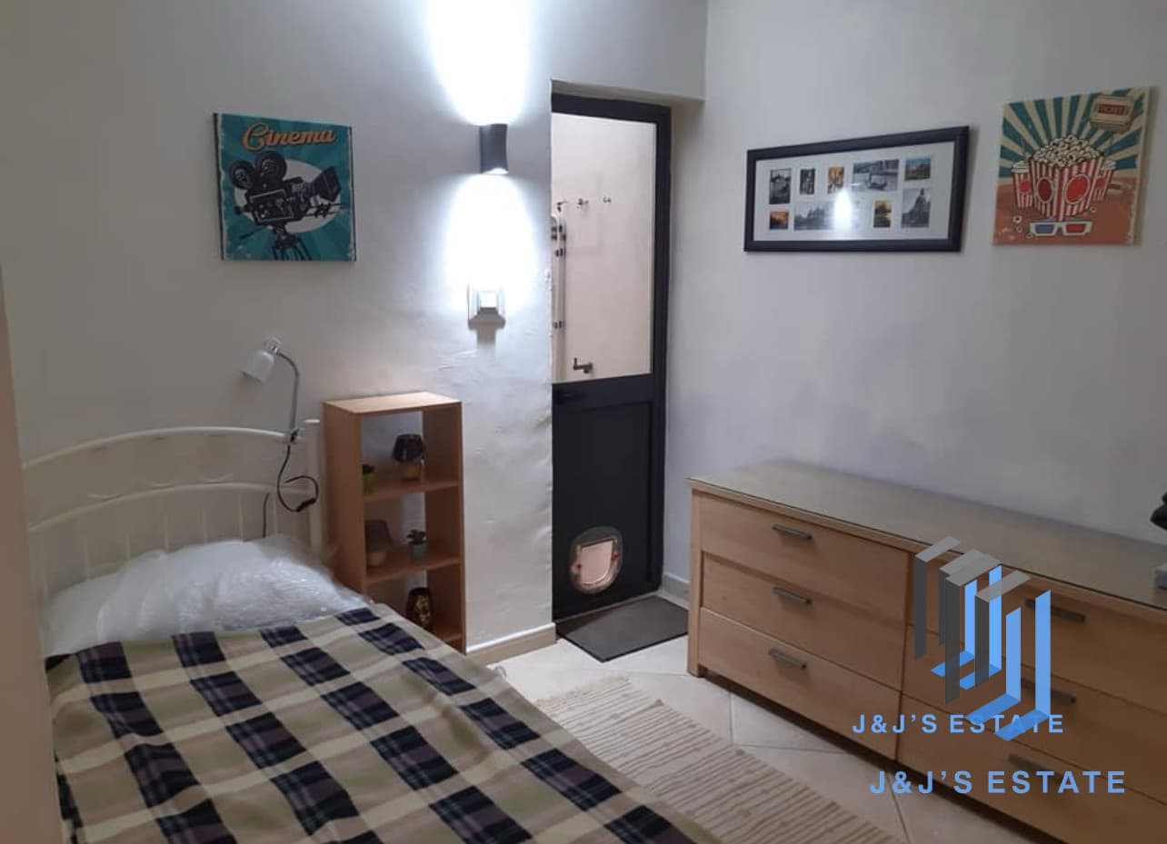 Newly Refurbished 3-Bedroom Maisonette in Haz-Zebbug · 9