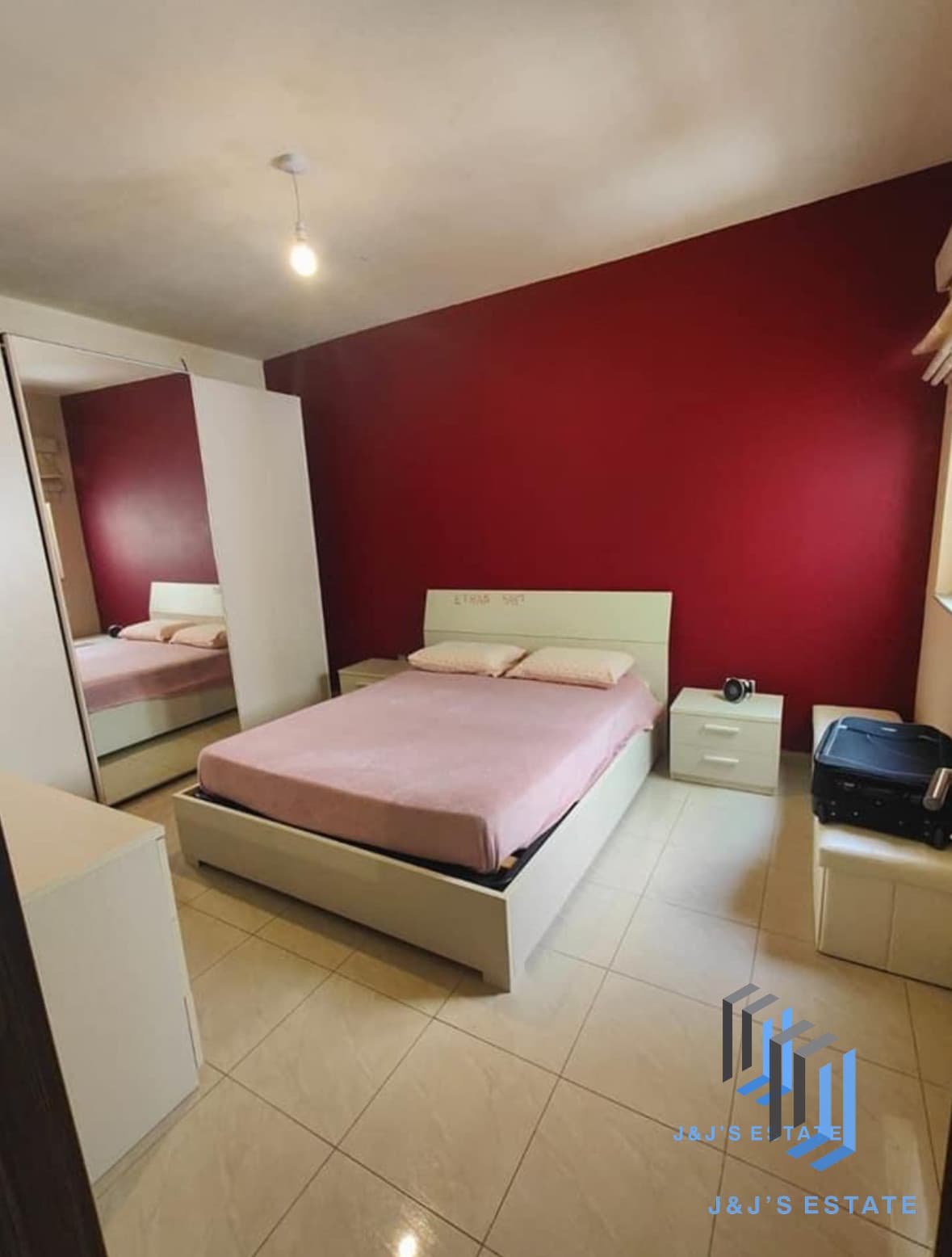 Charming 3-Bedroom Apartment in Balzan · 1