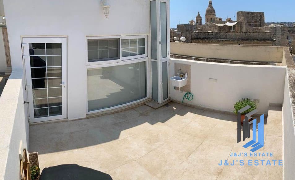 3 bedrooms · Townhouse in Siggiewi