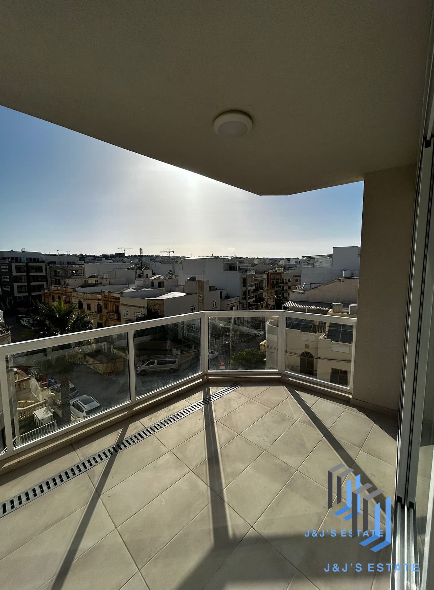 Modern Brand New 2-Bedroom Apartment in Central Swieqi · 2