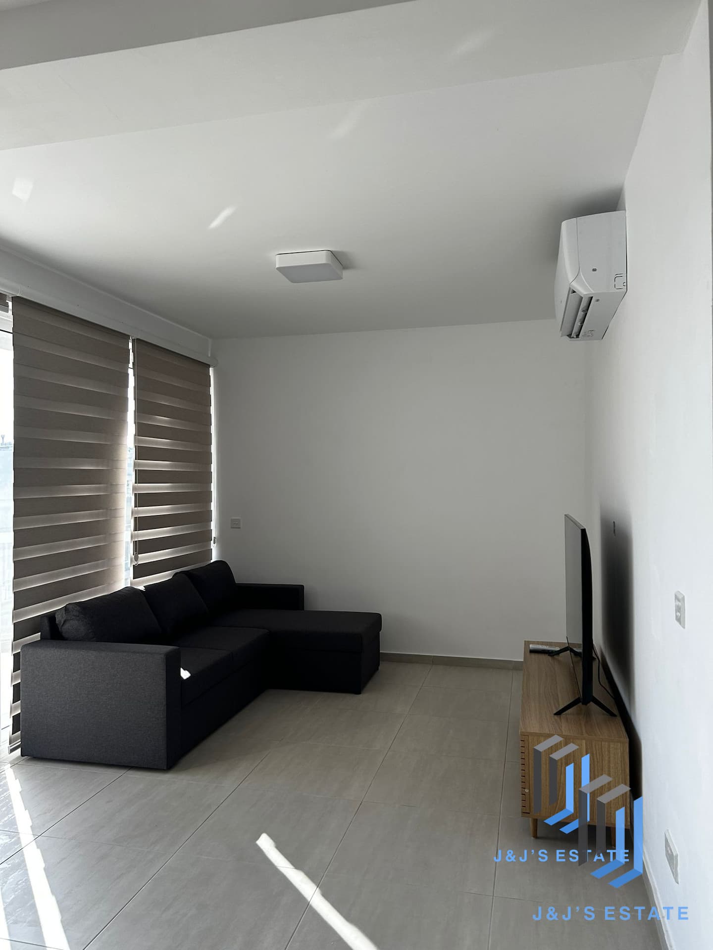 Modern Brand New 2-Bedroom Apartment in Central Swieqi · 3