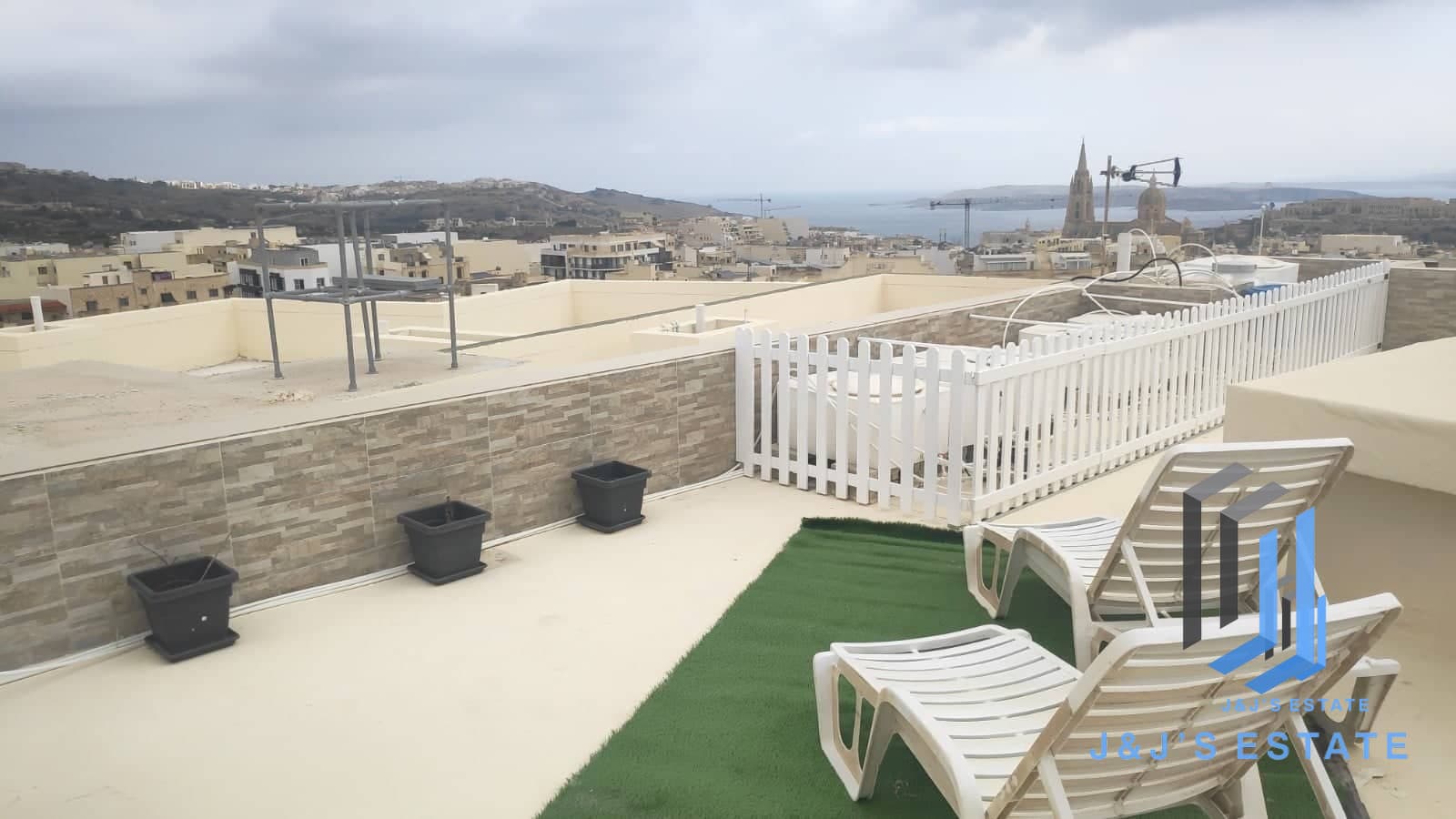 Luxurious Penthouse in Ghajnsielem, Gozo · 4