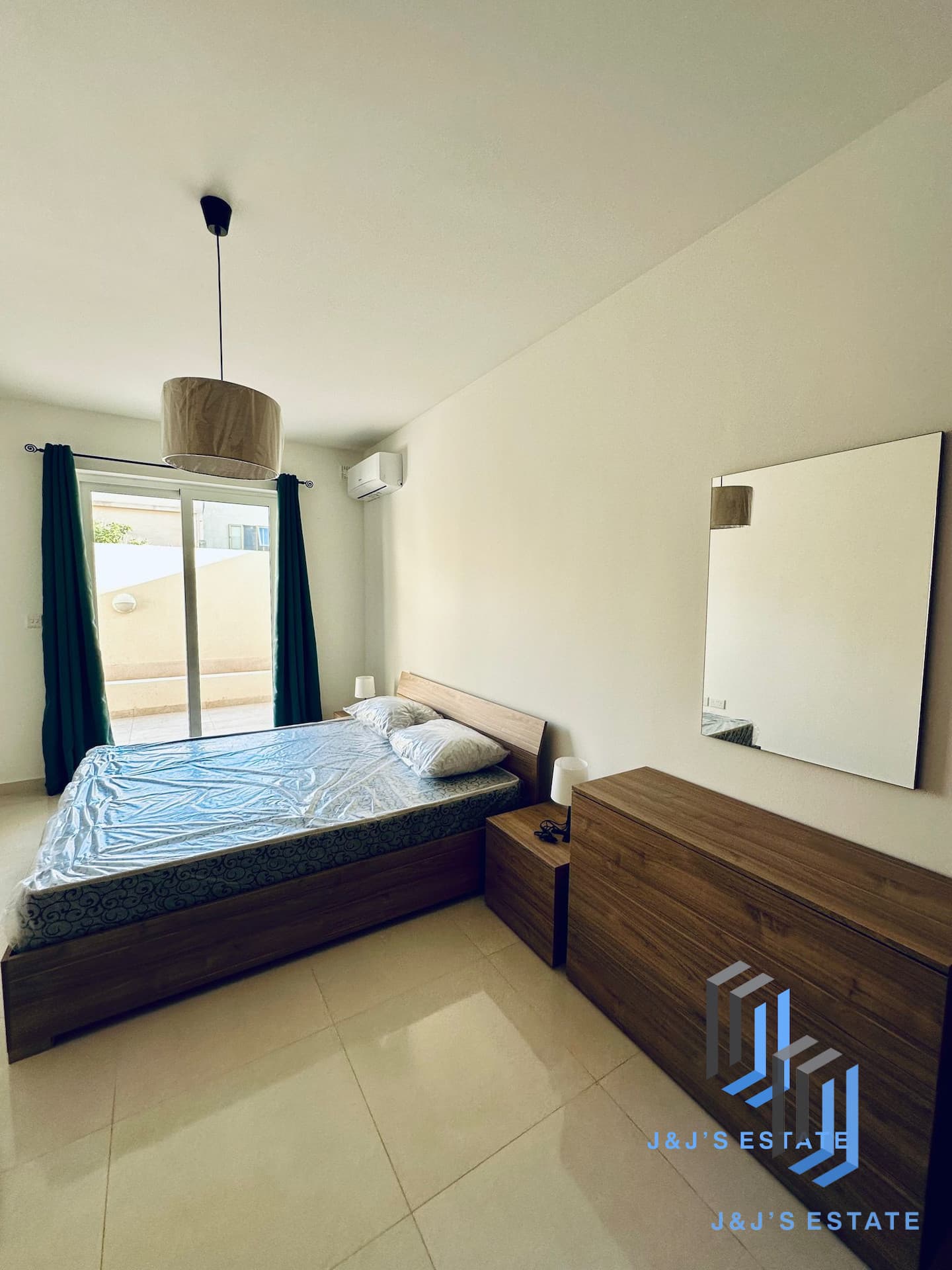 Brand New 3-Bedroom Maisonette in Attard · 4