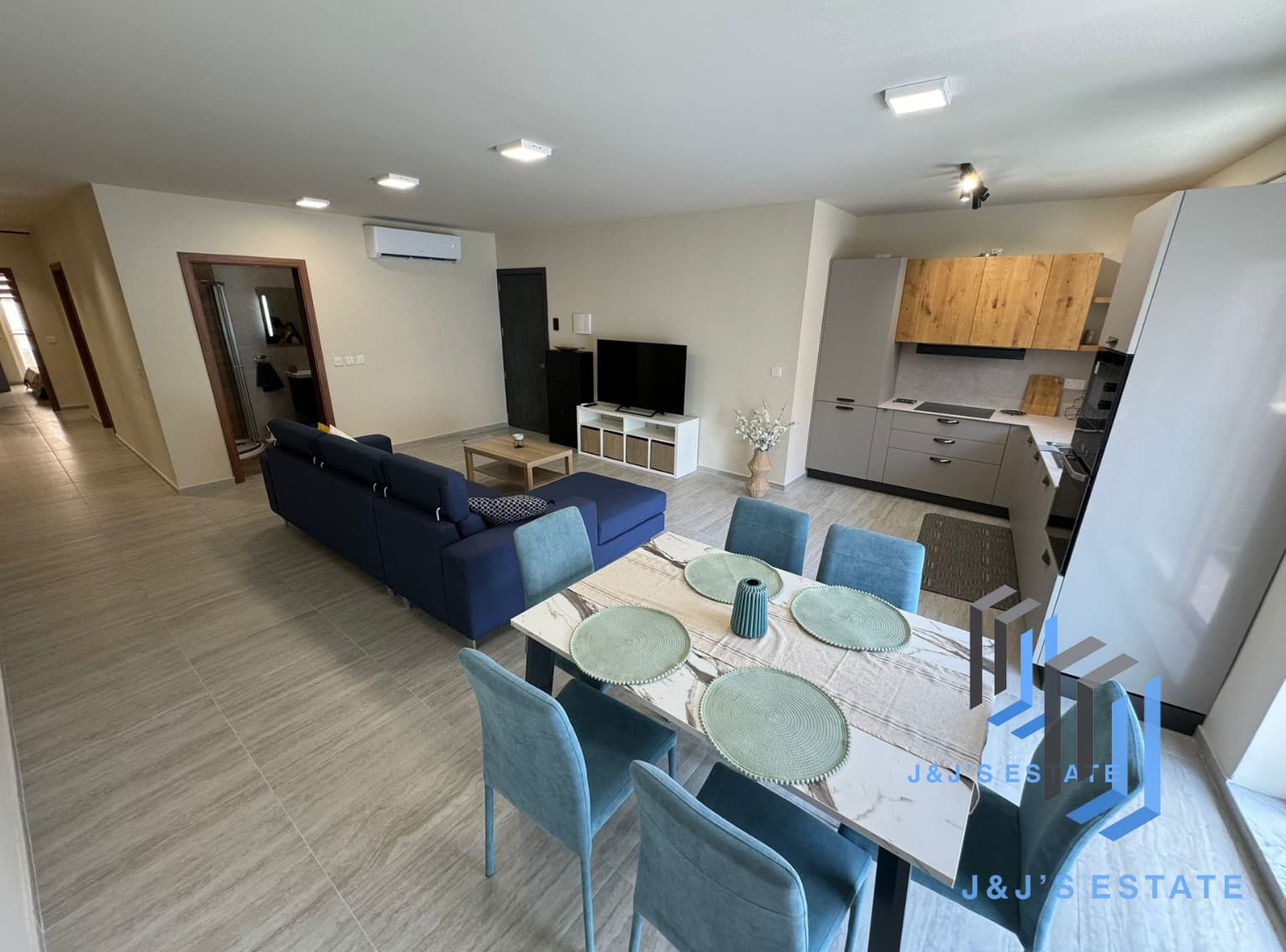 3-Bedroom Apartment in St. Julian's · 2