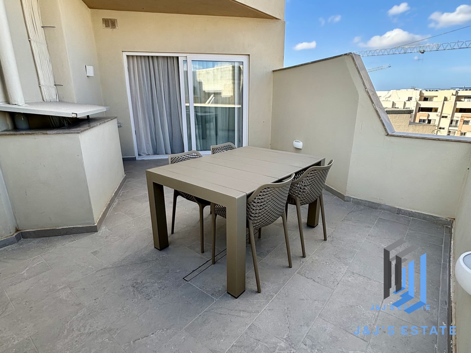 Brand New 3-Bedroom Penthouse in Zurrieq · 3