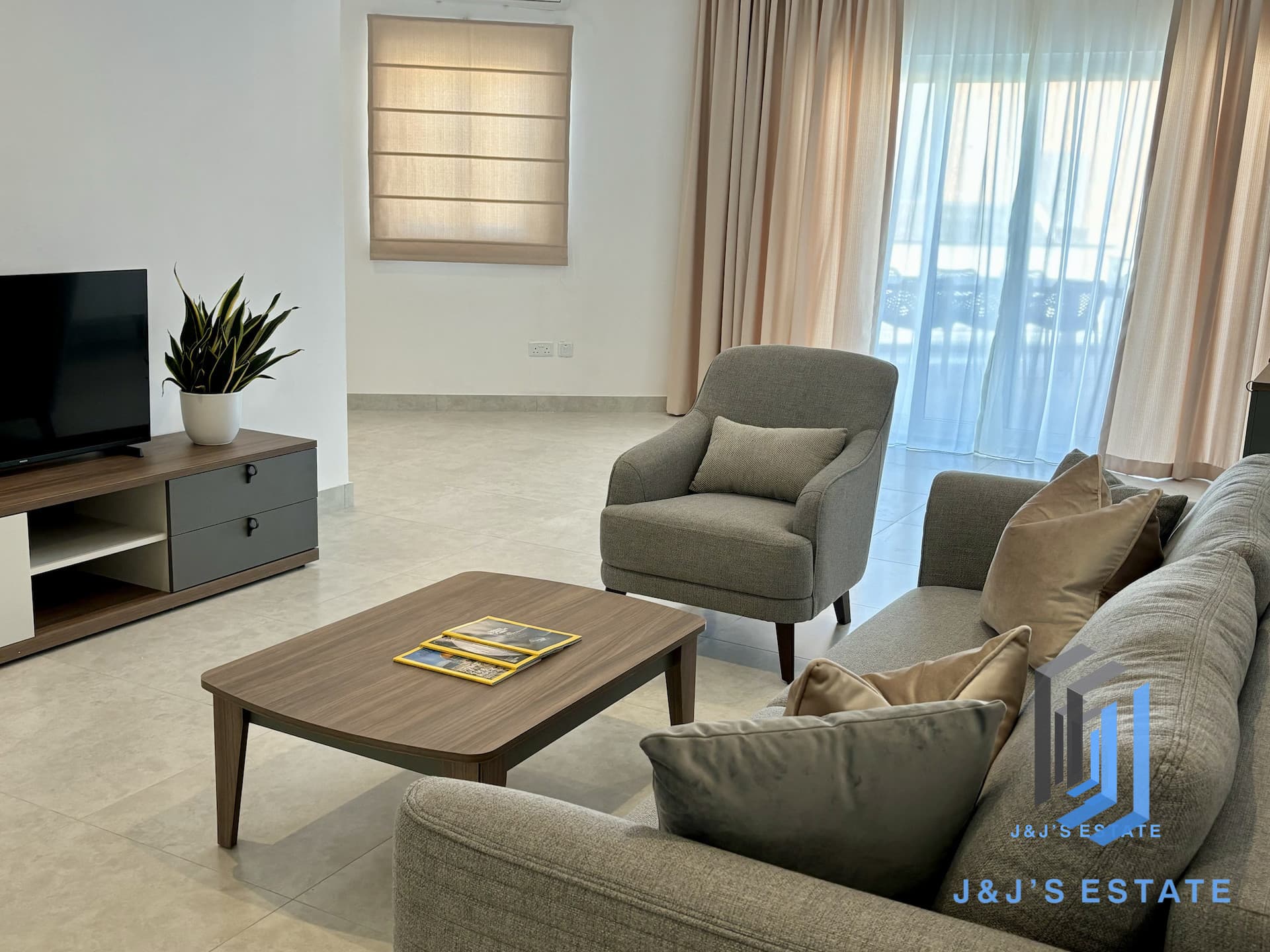 Brand New Furnished 2-Bedroom Penthouse in Zurrieq · 1