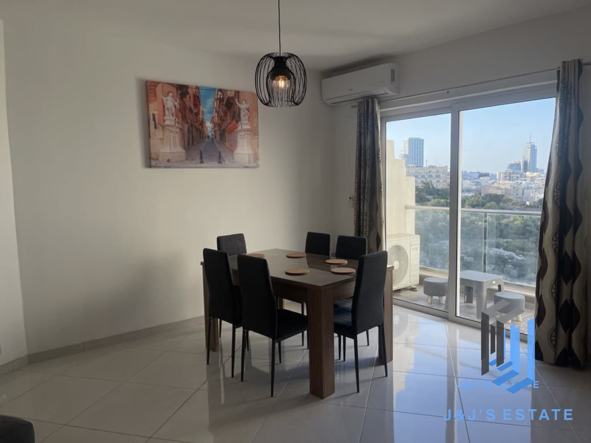 Modern 2-Bedroom Apartment with Balluta Views in Sliema · 2