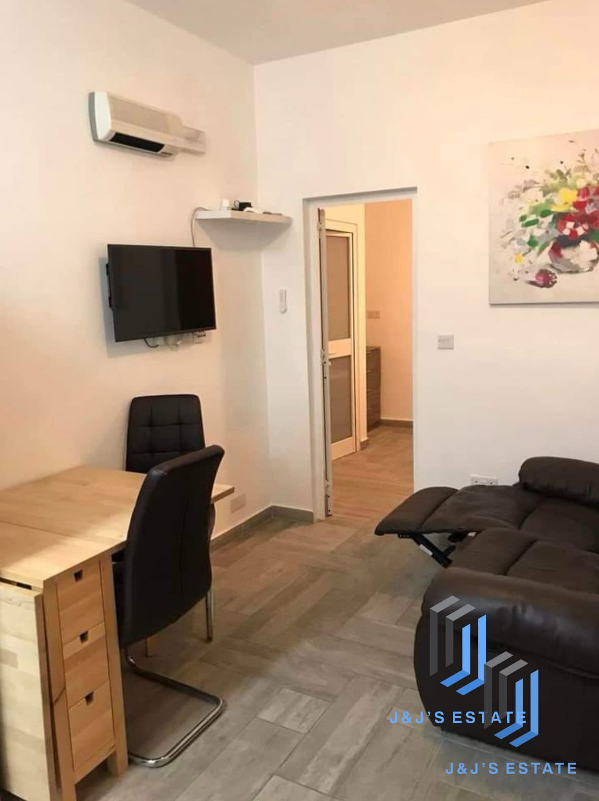 Cozy Studio Apartment in Sliema · 1