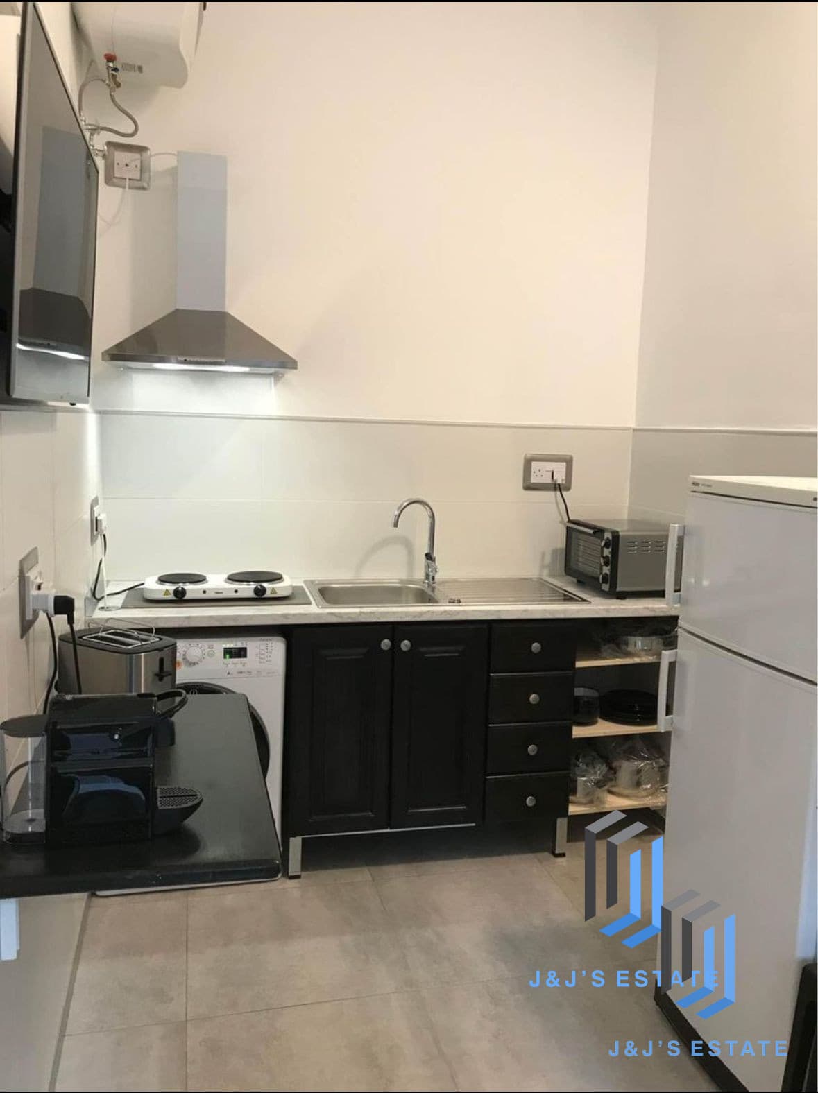 One Bedroom Apartment for Rent in Gzira · 8