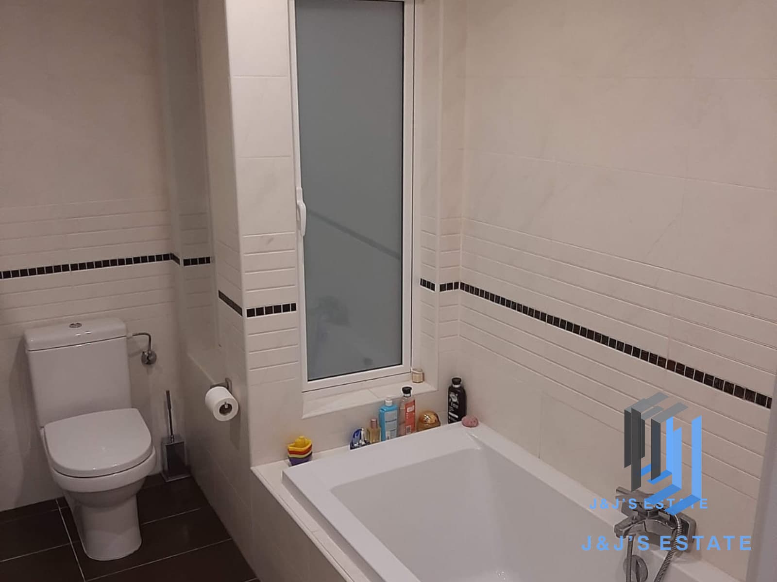 Refurbished four-bedroom house of character in Gharghur · 6