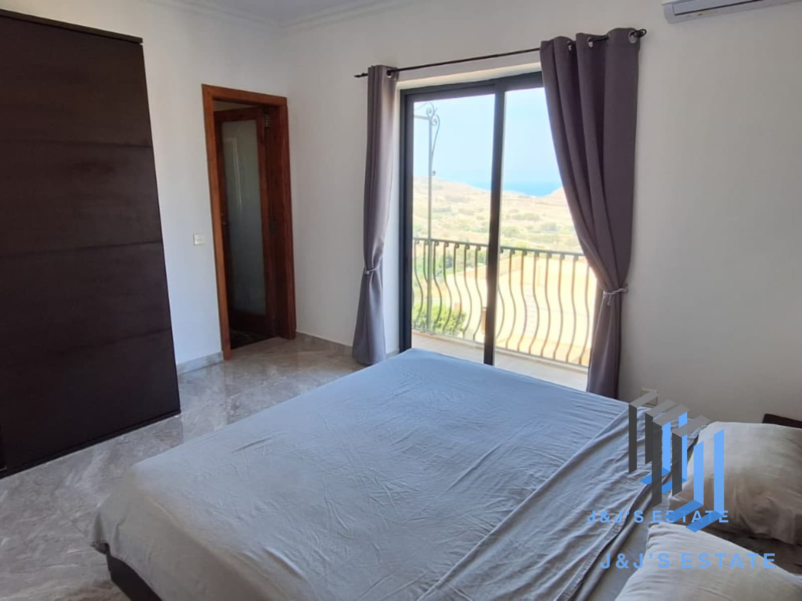 Furnished 2-Bedroom Penthouse in Xagħra, Gozo · 5