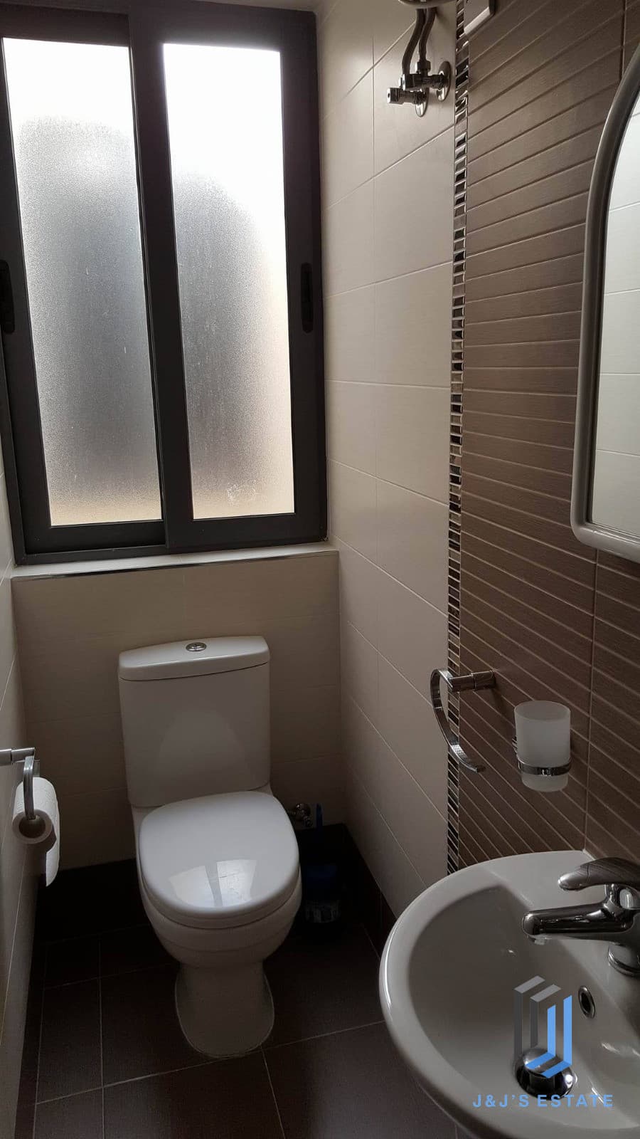 Two-bedroom penthouse with terraces and views in Birkirkara · 13