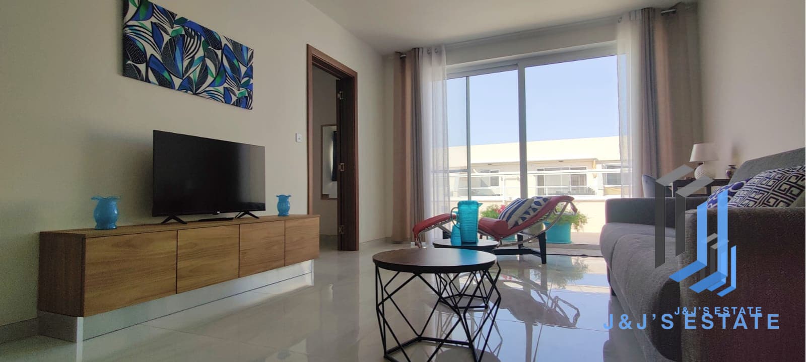 Stunning 1-Bedroom Penthouse in Qawra · 2