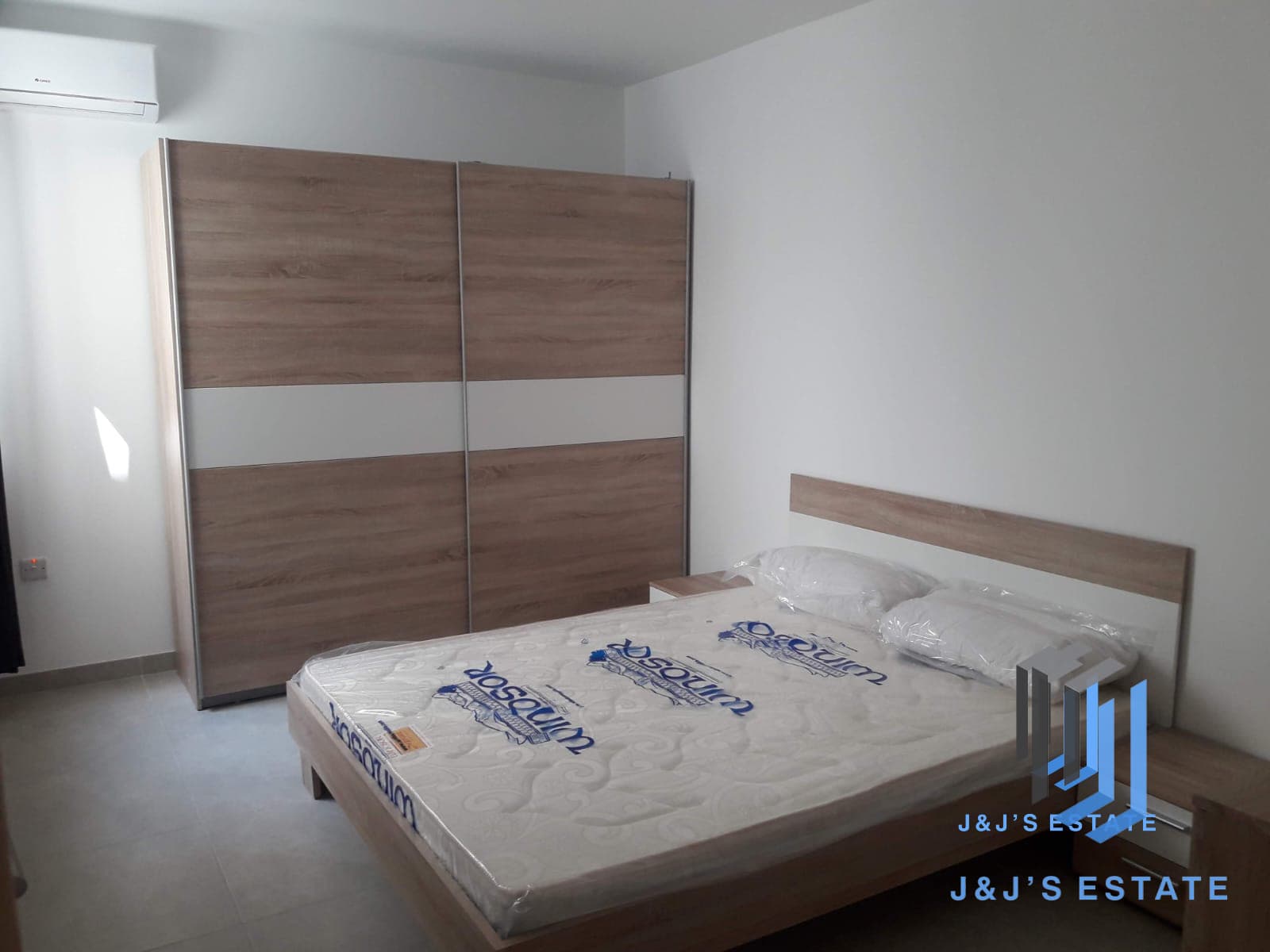 Furnished 3-Bedroom Apartment in Birzebbuga · 5