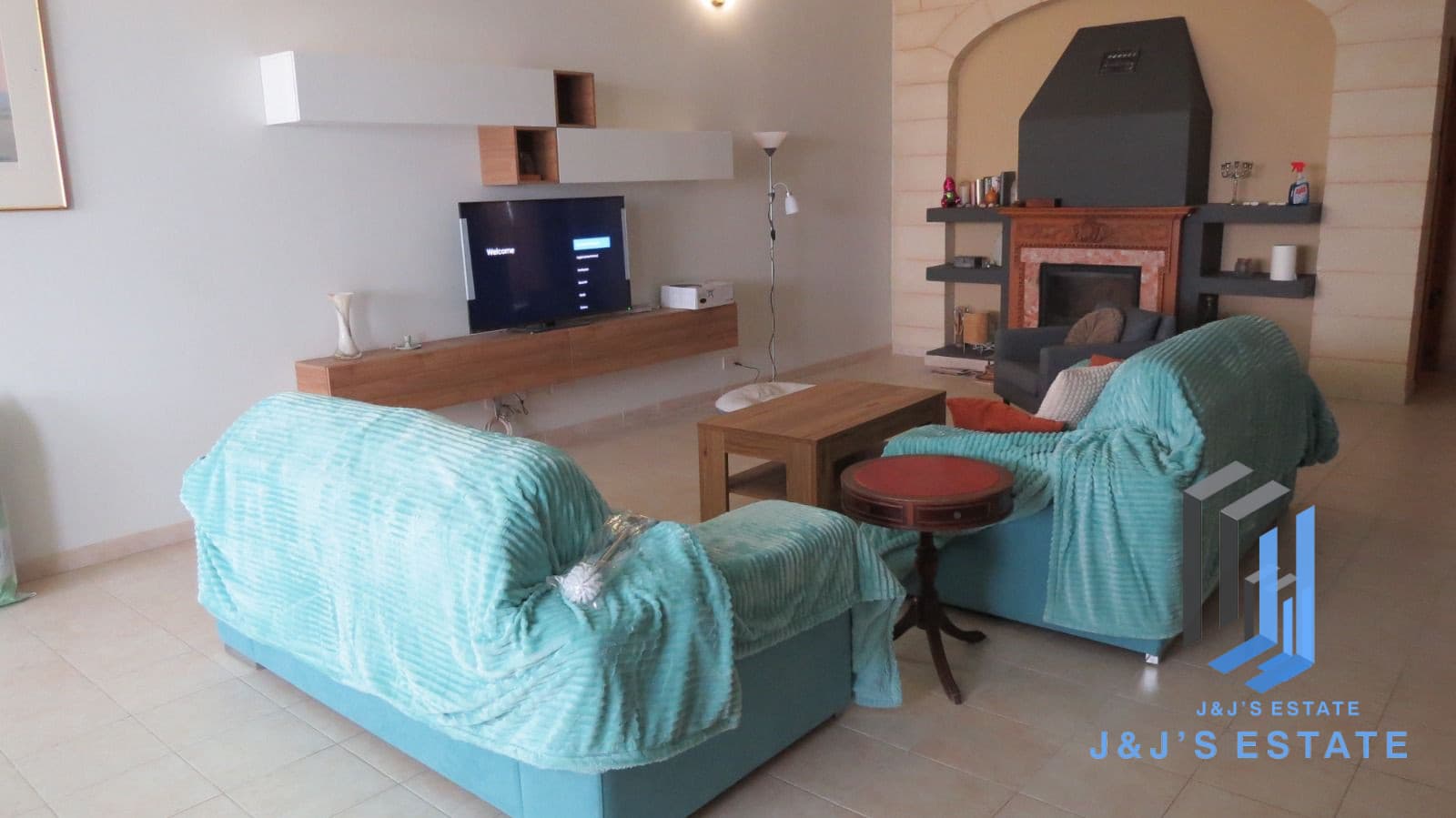 Stunning 290 SQM Penthouse in Zabbar with ODZ Views · 6