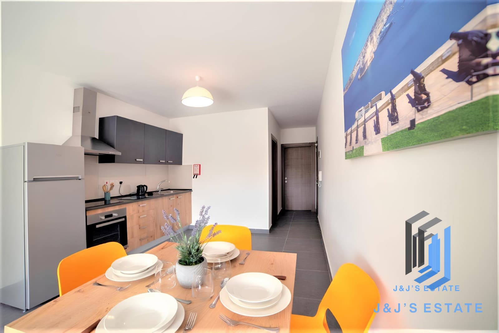 Spacious One-Bedroom Apartment in Gzira – Minutes from the Seafront · 5