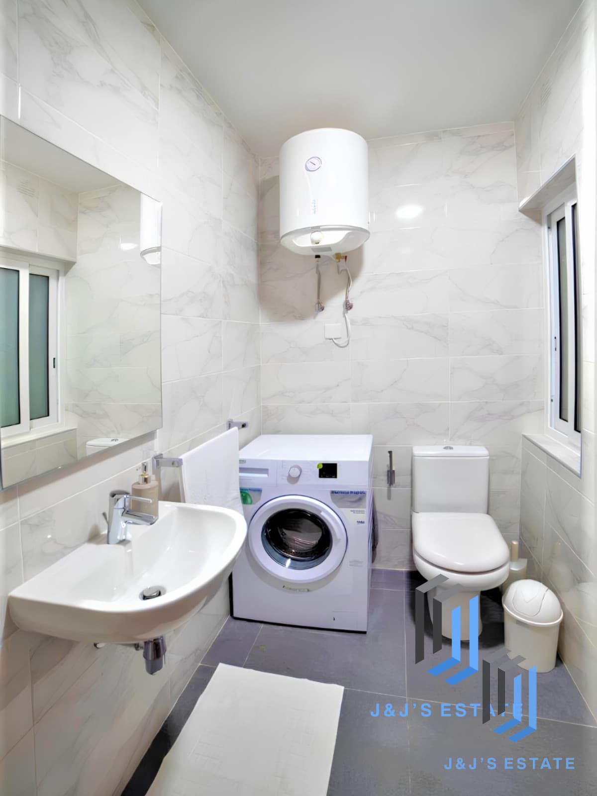 Spacious One-Bedroom Apartment in Gzira – Minutes from the Seafront · 7