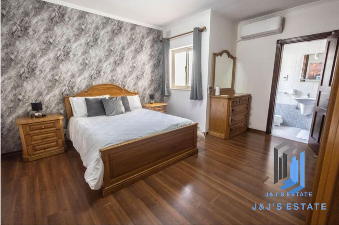 Spacious 3-Bedroom Apartment in St Julian's · 4