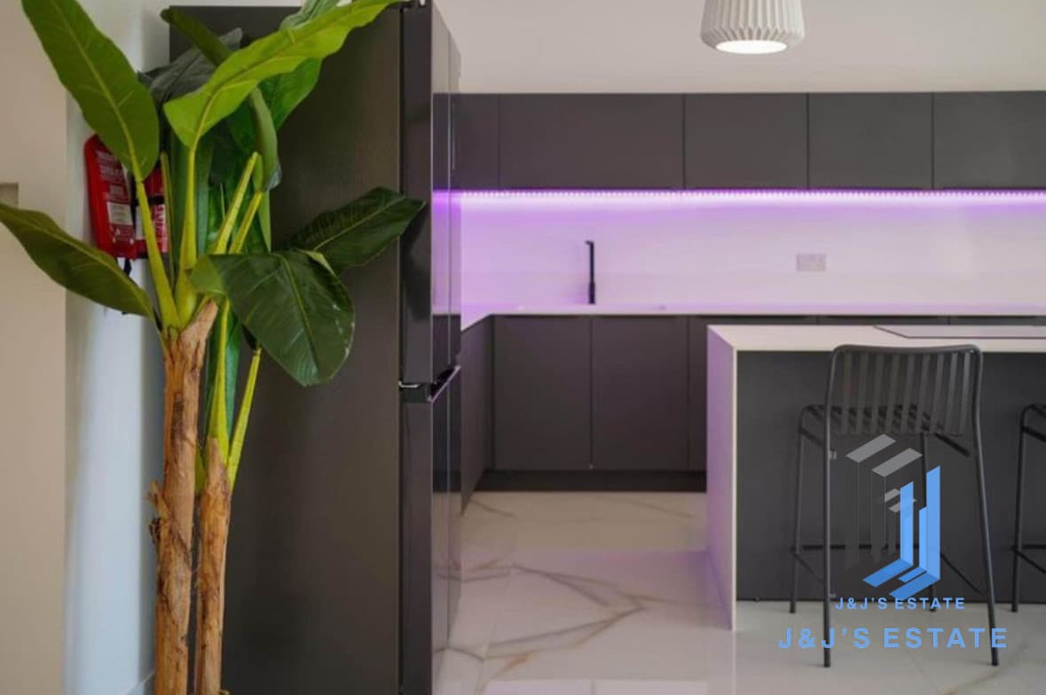 3-Bedroom Apartment in St Julian's, Swieqi · 2