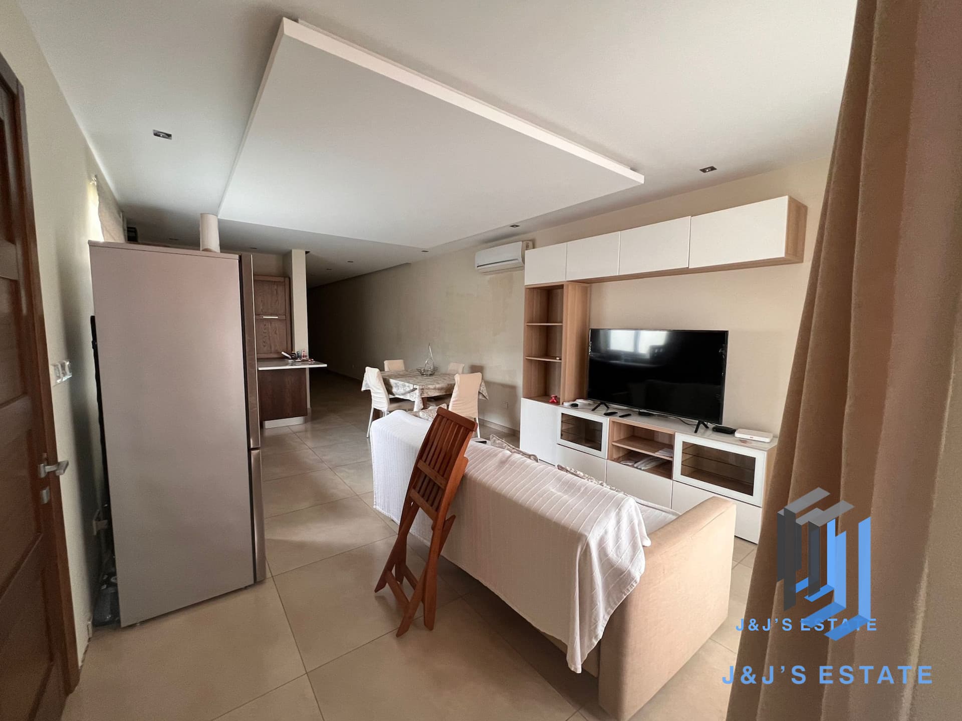 Penthouse in Luqa – Perfect for Airport Professionals · 1