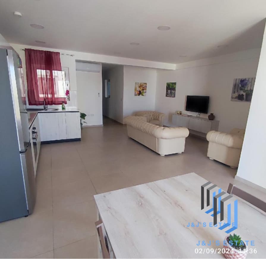 Modern 2-Bedroom Apartment in Marsaskala · 1