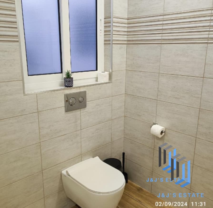 Modern 2-Bedroom Apartment in Marsaskala · 4